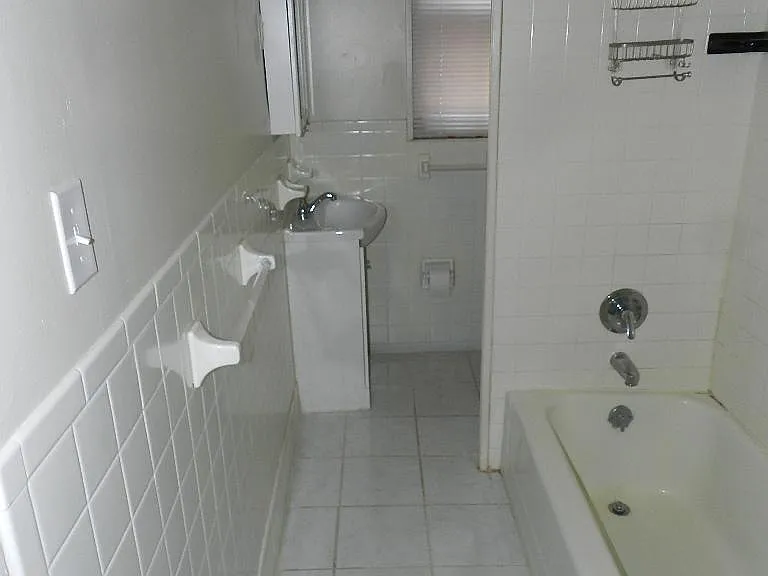 2118 Walnut St #2R — Photo 18