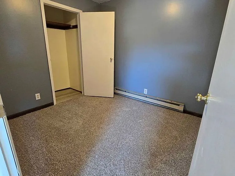 127 Woodward Ave — Photo 6