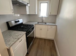 5 Paisley St APT 2, Pawtucket, RI 02860