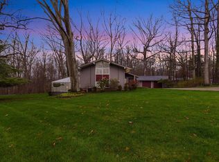 212 Kokosing Dr, Gambier, OH 43022