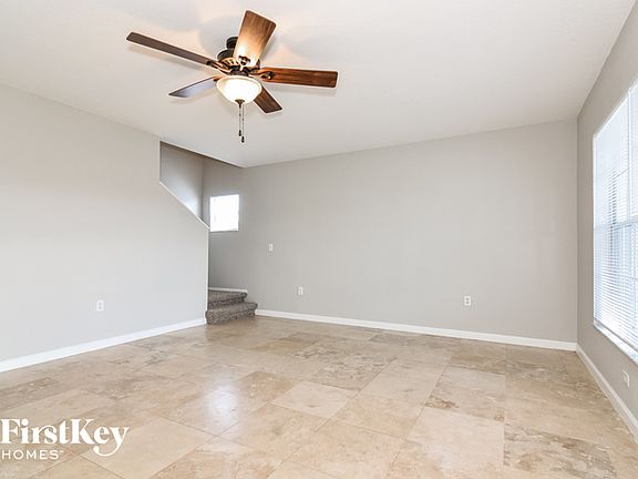 3rd image of 206 Nicholson Dr