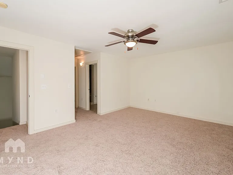 1379 Stirling Cir NW — Photo 11