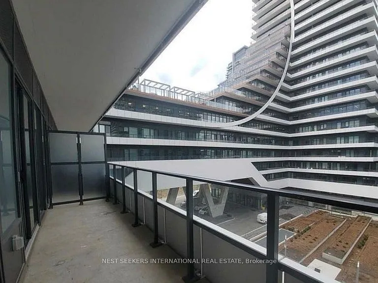 20 Shore Breeze Dr #403 — Photo 14