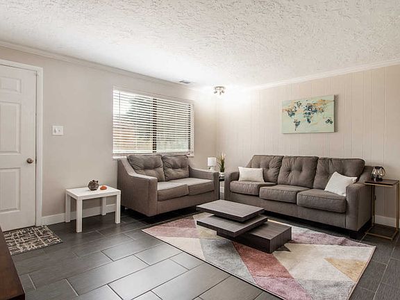 4th image of 1407 Arthur Dr