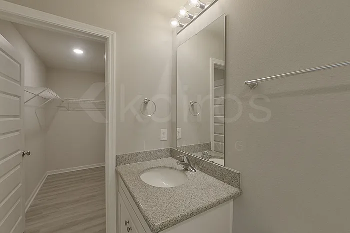 305 Monarch Ln — Photo 18