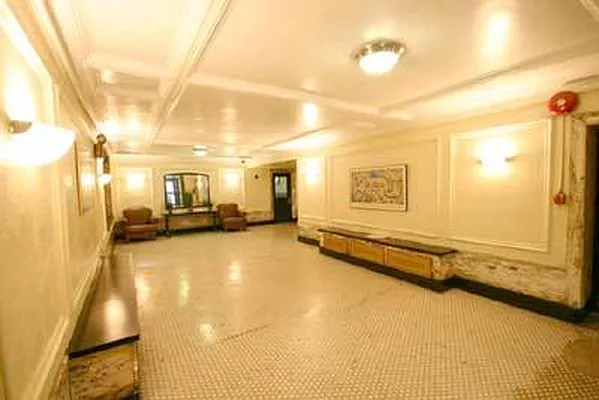 Sold by Fenwick Keats Real Estate | media 9