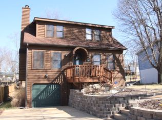 45 Saint Lawrence Dr, Ballwin, MO 63021