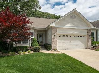 1365 Pine Bluff Dr, Saint Charles, MO 63304