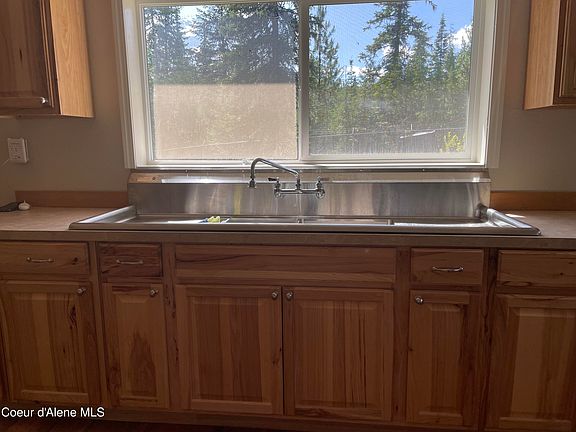 4th image of 1094 Fortyniner Ln
