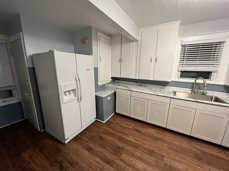 537 E Woodland St — Photo 7