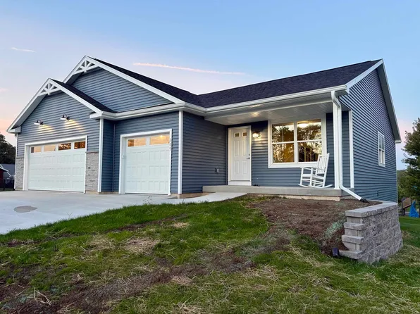 609 Lake Vw, Merrimac, WI 53561