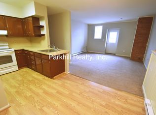 410 W Pennsylvania Ave, Pen Argyl, PA 18072