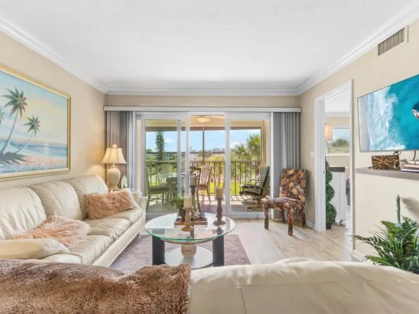 1004 Manatee RD #H306, NAPLES, FL 34114