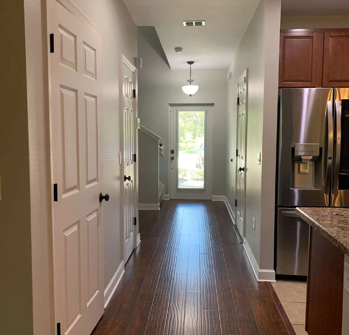 3 bed, 2.5 bath, 1495 sqft, $2,300 — Photo 2