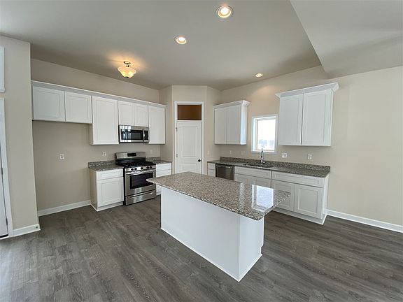 2nd image of 11124 N Lake Woods