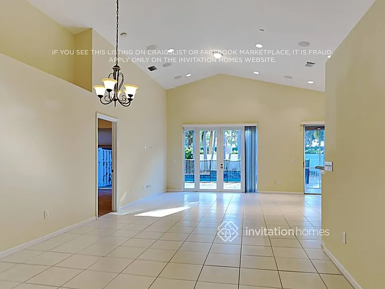 13512 Carrick Green Ct — Photo 5