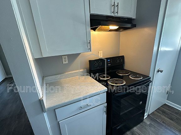 4th image of 1587 Cherry Rd APT 4