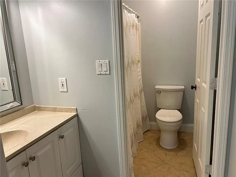 2380 Newport Lndg — Photo 36