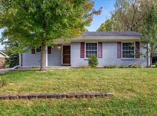 3340 Featherston Dr, Lexington, KY 40515