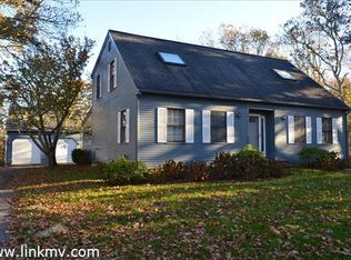 48 Meadow View Rd, Oak Bluffs, MA 02568