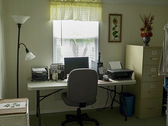 5th image of 731 Bella Vista