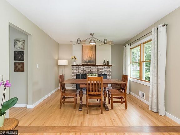 3rd image of 145 Mount Vernon Ave