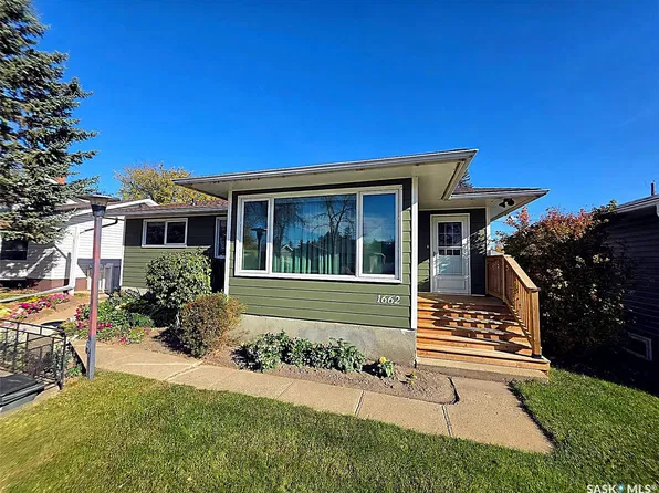1662 91st Street, North Battleford, SK S9A 0A4