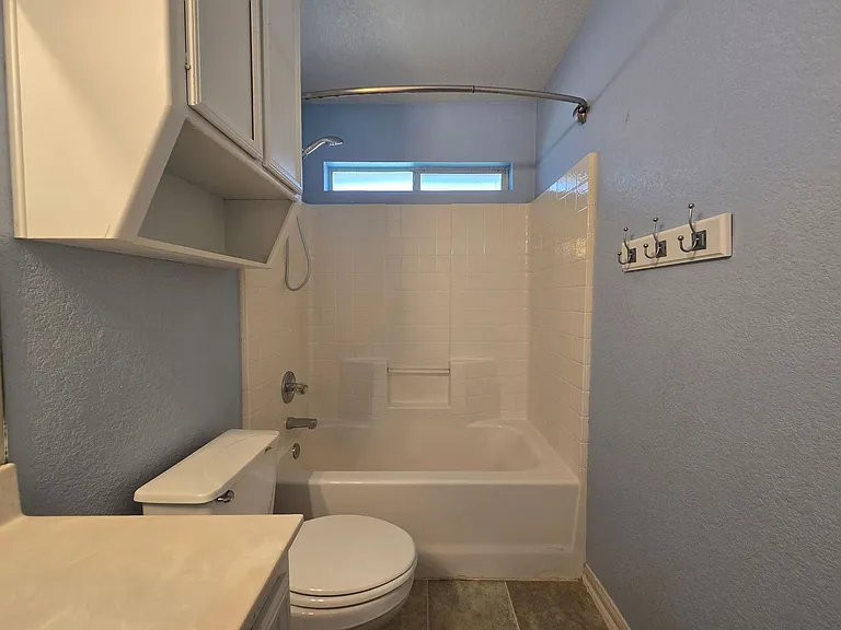 2305 Amethyst Dr — Photo 21