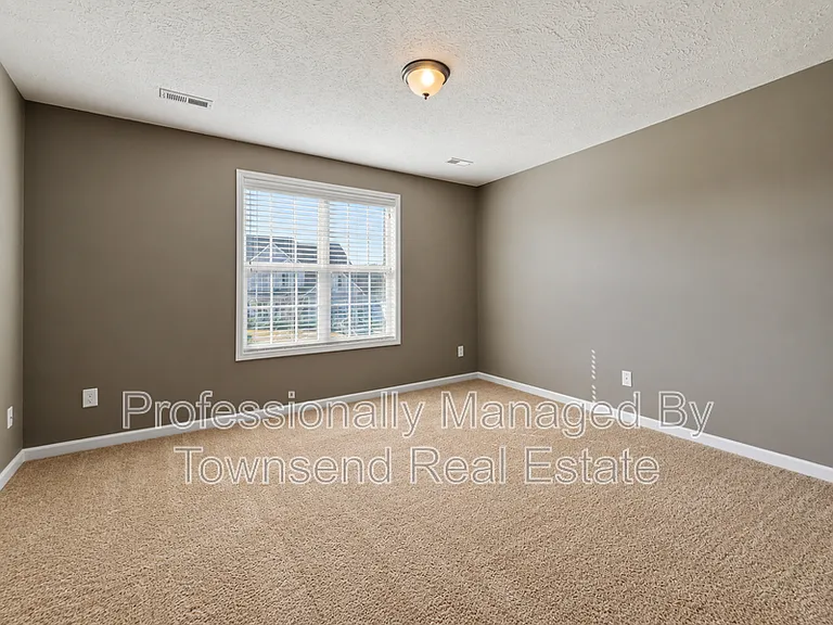 4211 Cherry Hill Ln — Photo 15