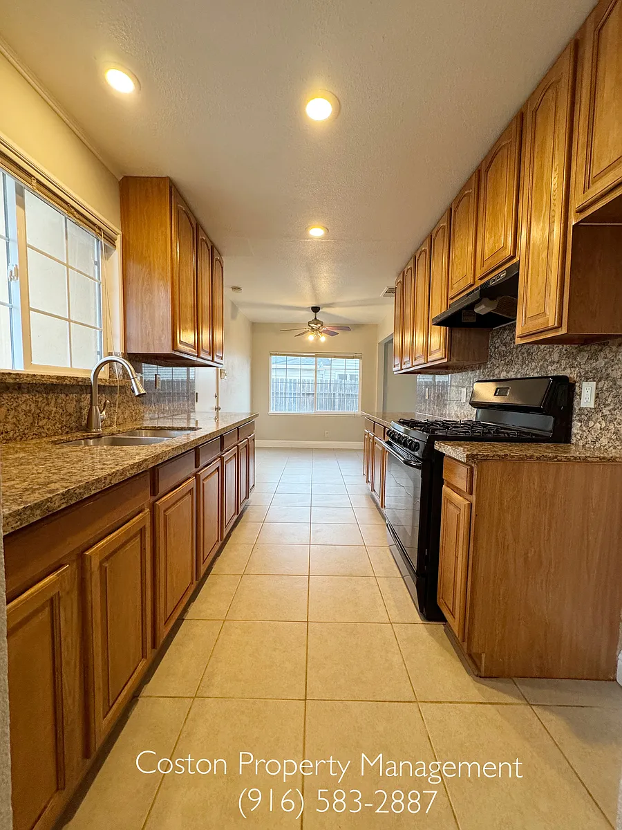 Building Photo - 7541 Twilight Dr