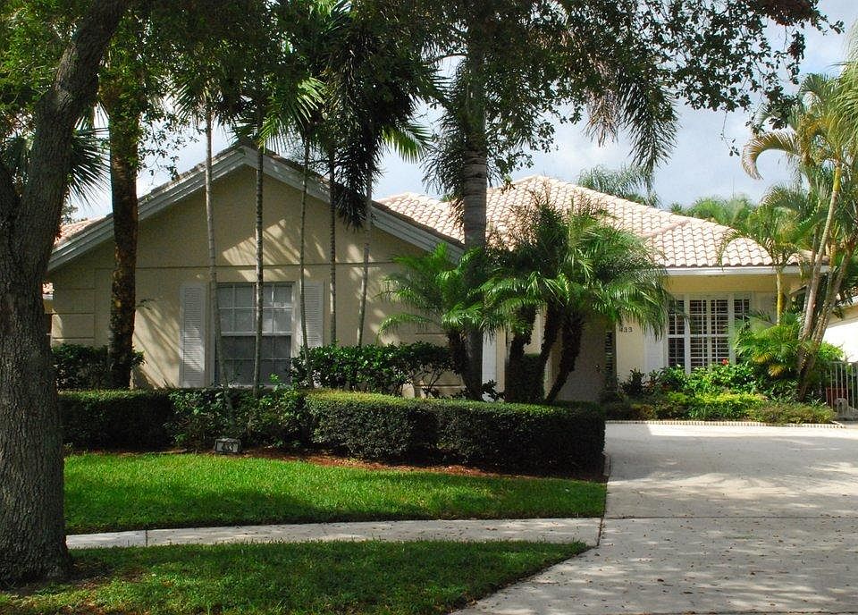 1st image of 433 Kelsey Park Dr