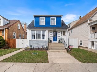 5904 W Berenice Ave, Chicago, IL