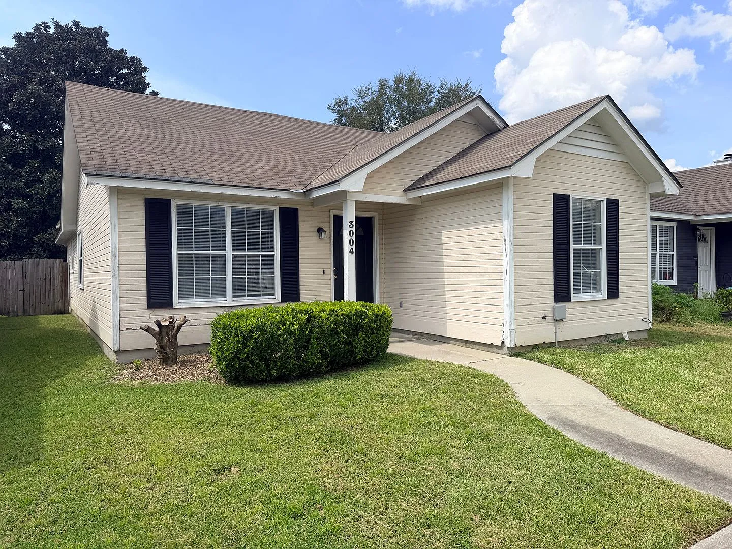 3BD/2B Home in Sawgrass Village — Photo 1