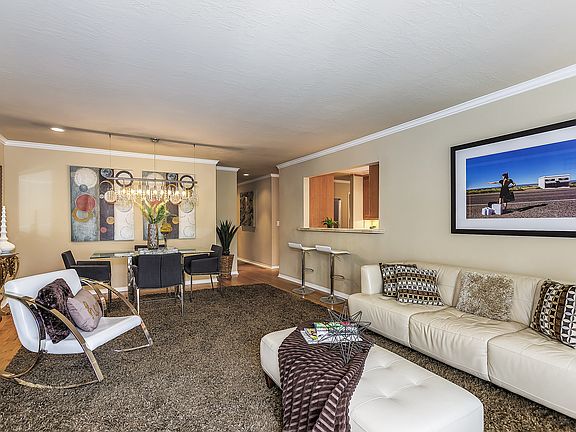 3rd image of 1743 Carmel Dr APT 10