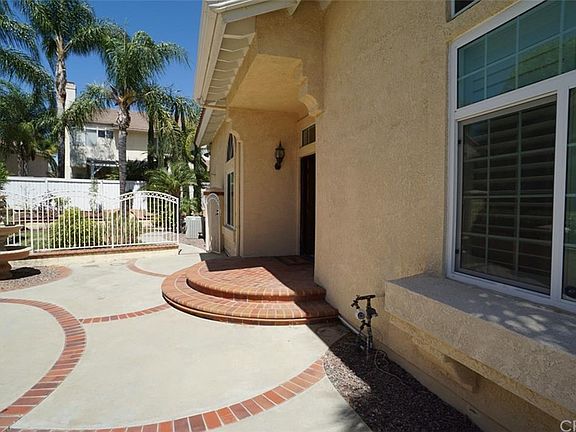 4th image of 2042 Big Oak Ave