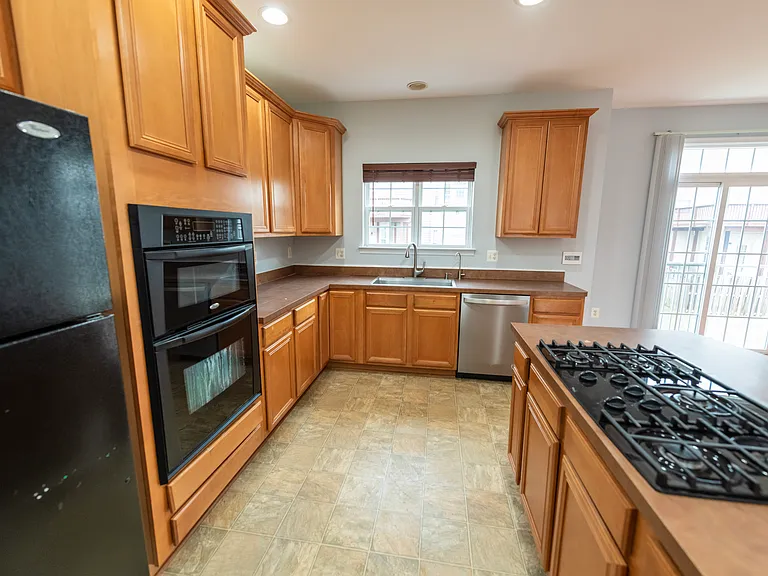 17409 Grant Cottage Dr — Photo 21
