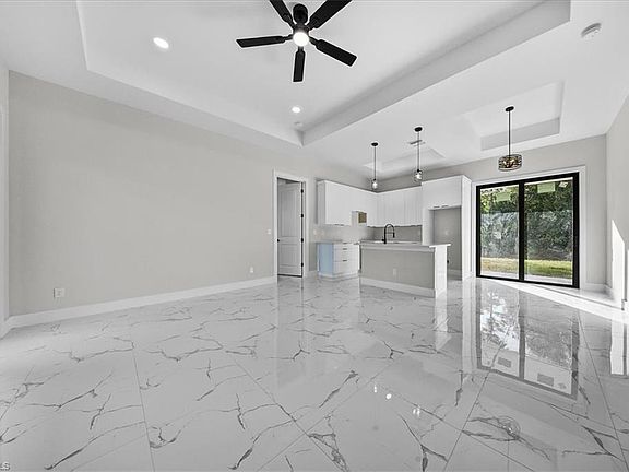 5th image of 760 Bianca AVE S