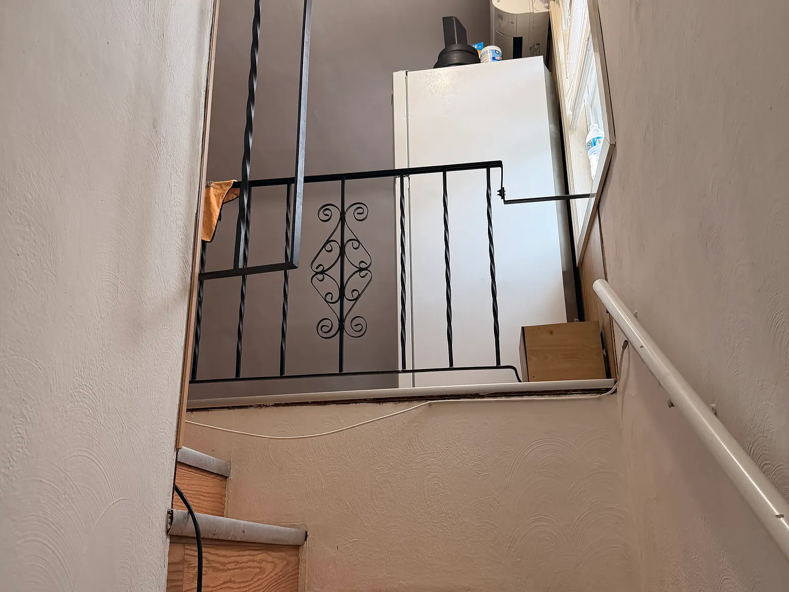 2 bed, $1,900 — Photo 2