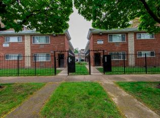 8308 S Ingleside Ave, Chicago, IL 60619