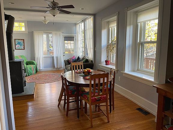 4th image of 123 E Mount Pleasant Ave