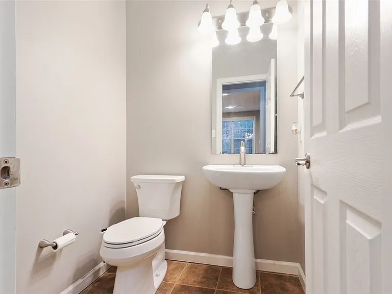 10550 Cherry Grove Ct — Photo 16
