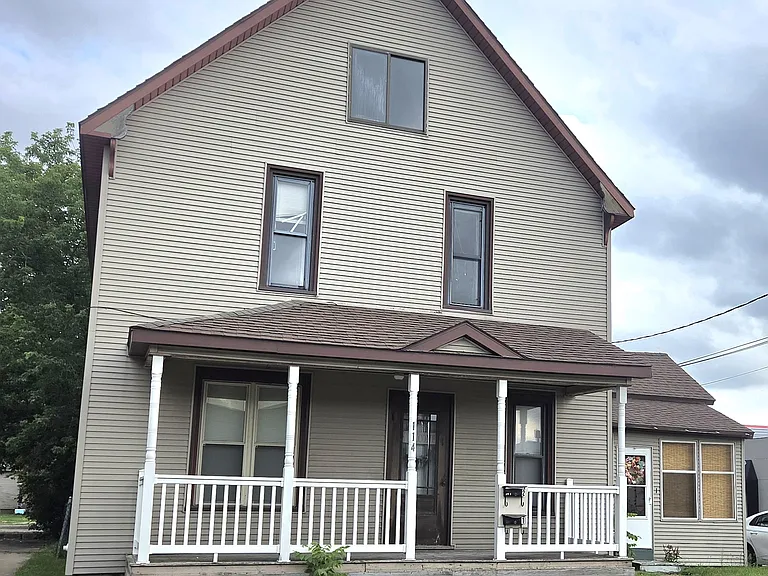114 E River St #1 — Photo 2