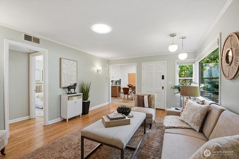 5th image of 11058 17th Avenue NE