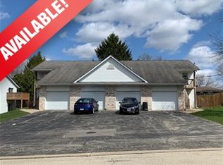 631 Donna Dr #4, Rockford, IL 61107