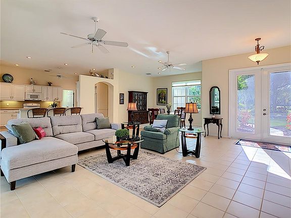 2nd image of 359 Cedarbrook Ct