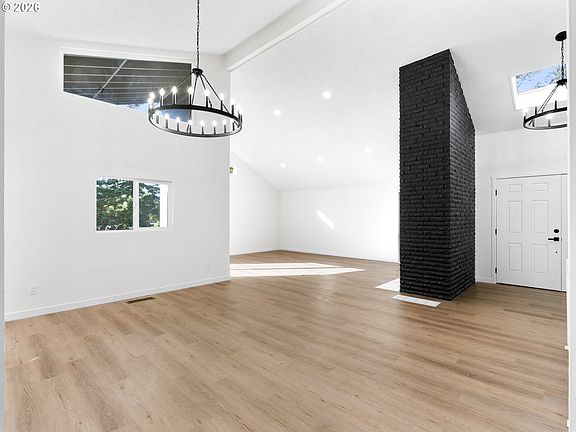 3rd image of 16 Othello St