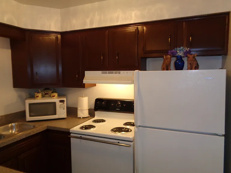 Fairway Green Apartments — Photo 20