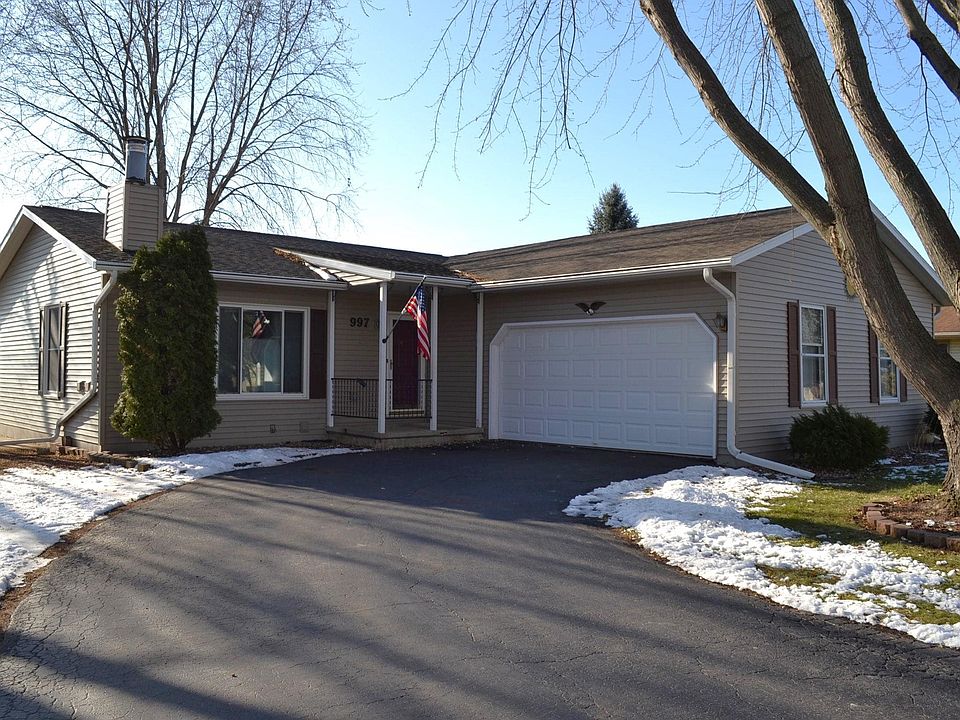 997 Jacobsen Rd, Neenah, WI 54956 Zillow