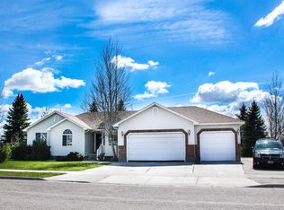 3890 S Taylorview Ln, Ammon, ID 83406