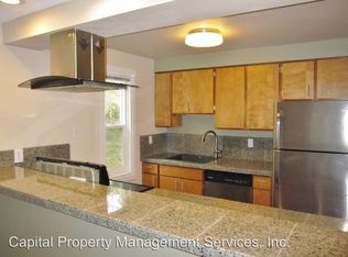 4612 Lower Dr, Lake Oswego, OR